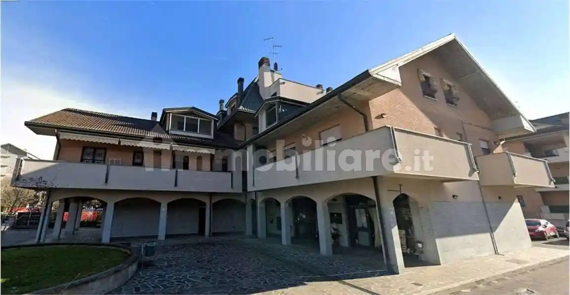 Appartamento in vendita a Locate di Triulzi