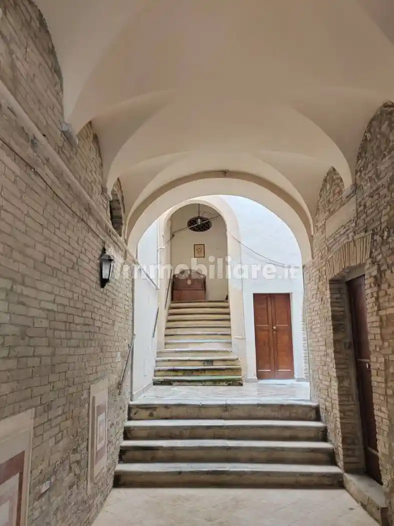 Quadrilocale piazza Plebiscito, Centro, Lanciano - foto 3