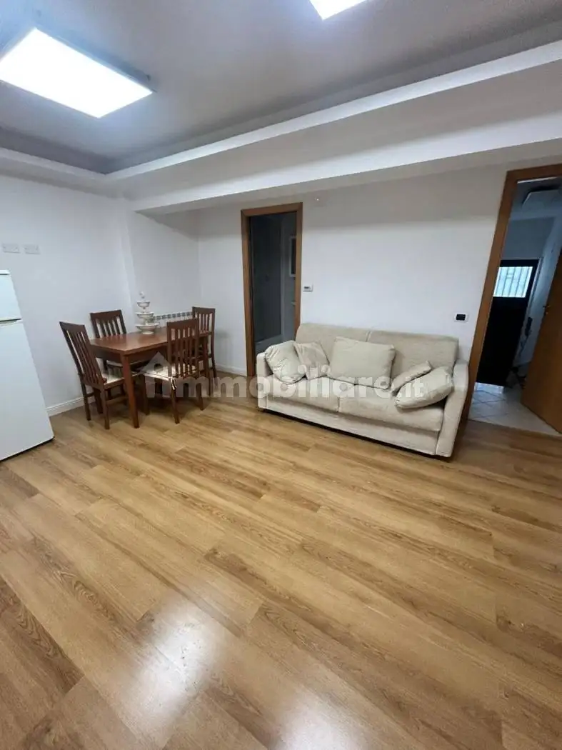 Appartamento in affitto a Napoli