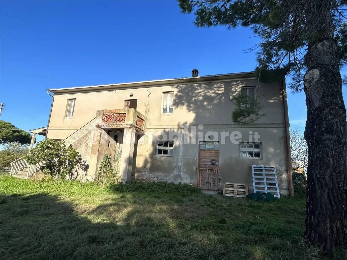 Rustico - Casale in vendita a Castiglione del Lago