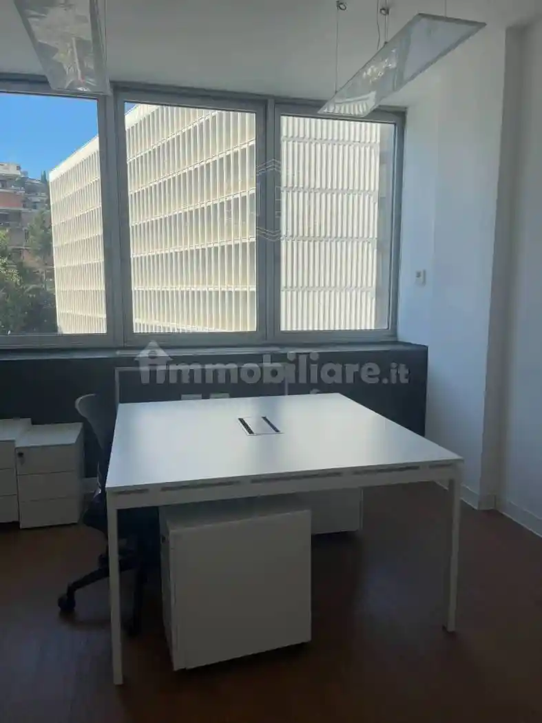 Palazzo - Edificio in Affitto - foto 4