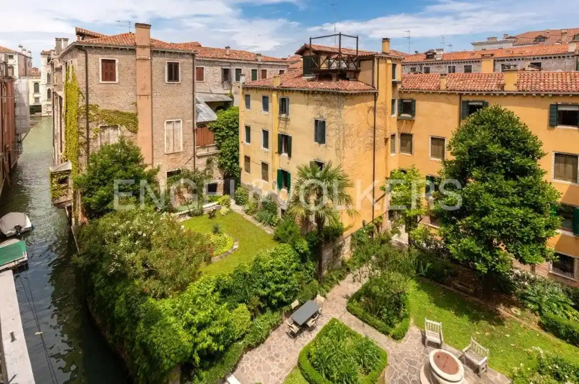 Appartamento in vendita a Venezia