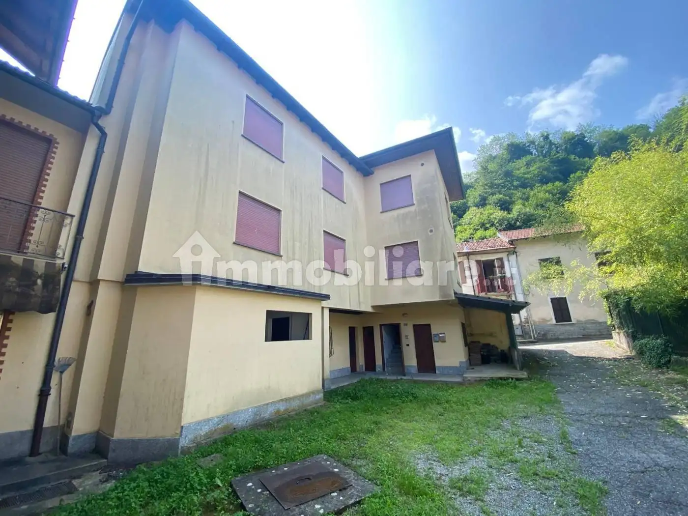 Appartamento in vendita a Cremenaga