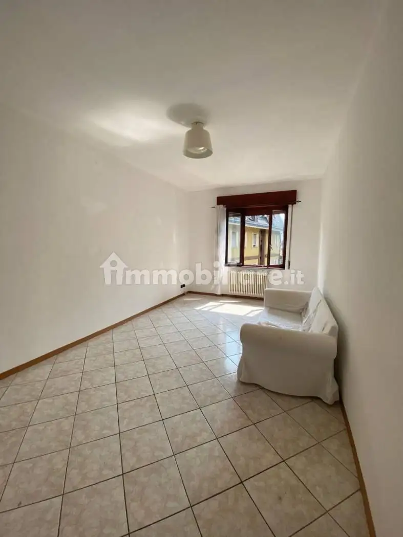 Trilocale via Mirocleto Spaini, Cremenaga - foto 3