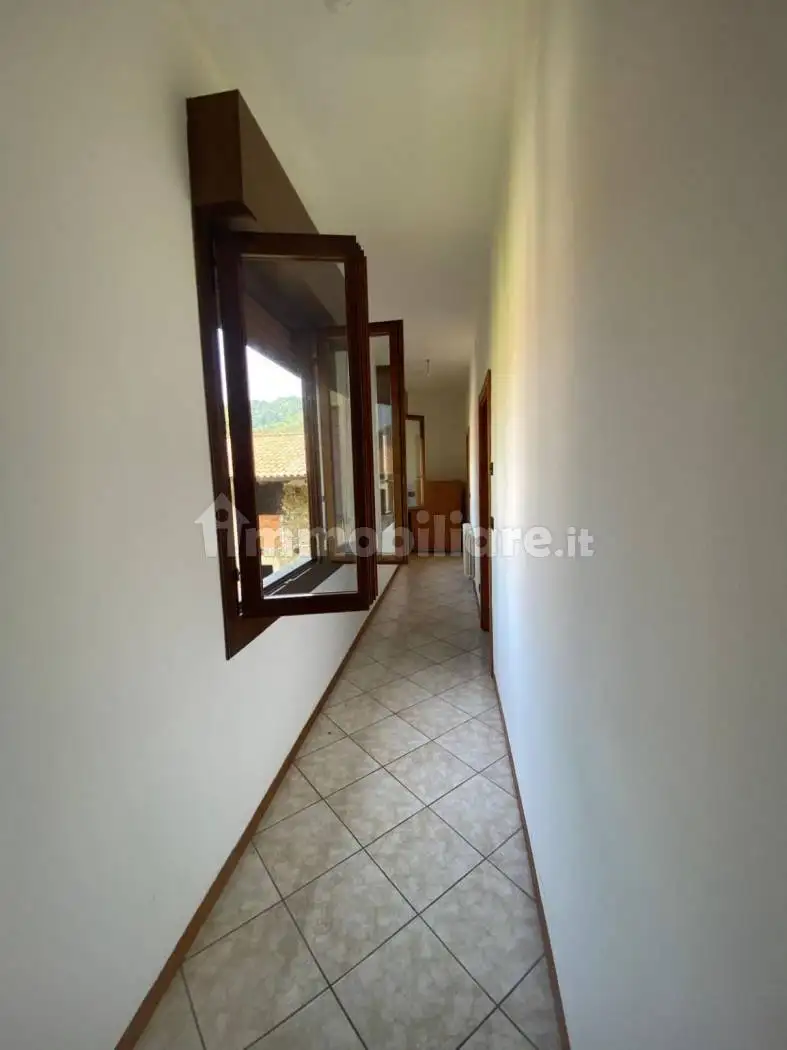 Trilocale via Mirocleto Spaini, Cremenaga - foto 5