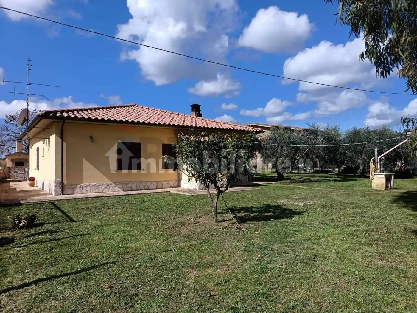 Casa indipendente in vendita a Cisterna di Latina