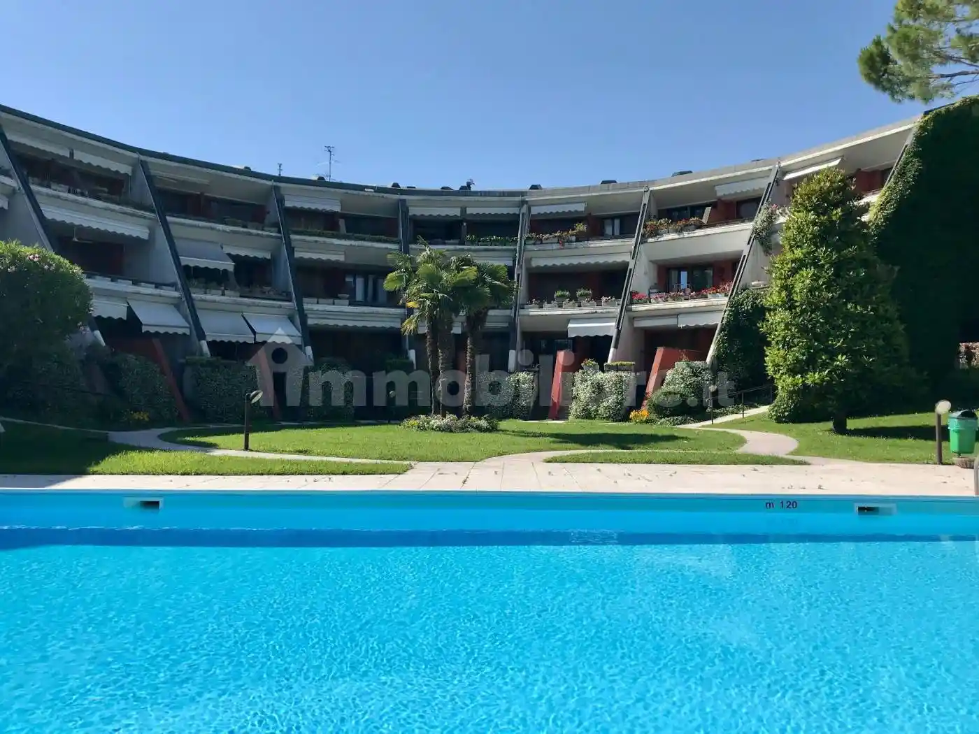 Appartamento in vendita a Desenzano del Garda