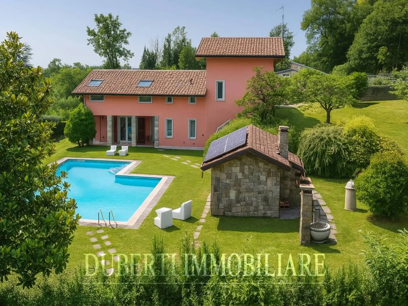 Villa in vendita a Varese