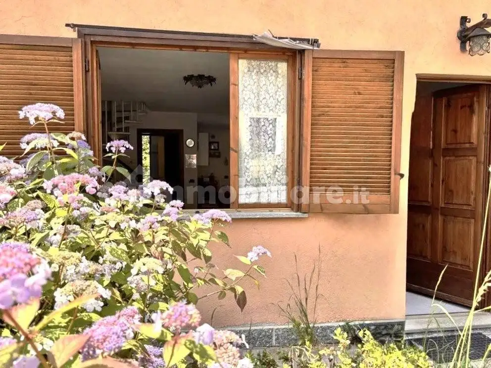 Trilocale da ristrutturare, su più livelli, Castiglione D'Intelvi, Centro Valle Intelvi - foto 2