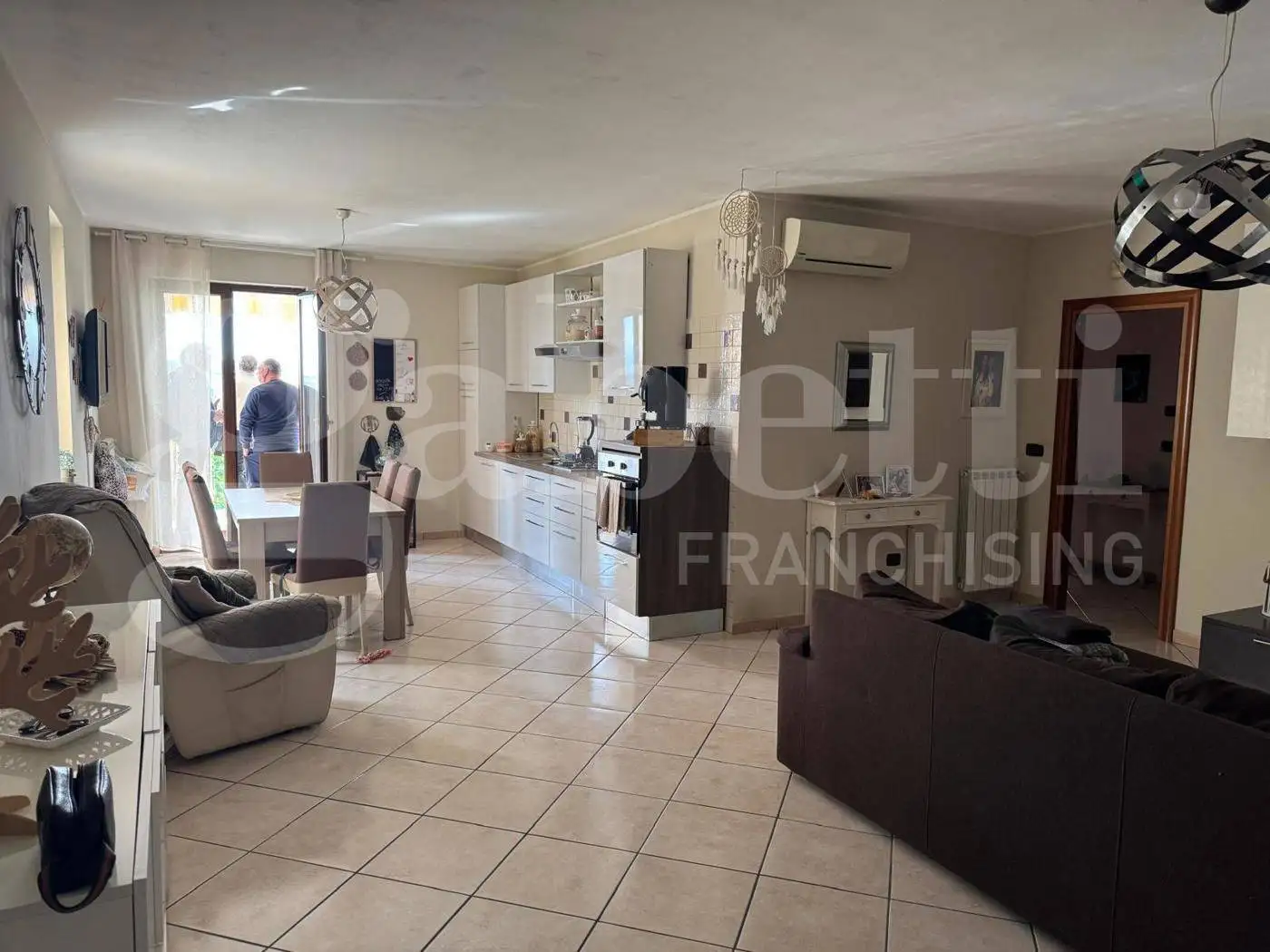 Appartamento in vendita a Cesa