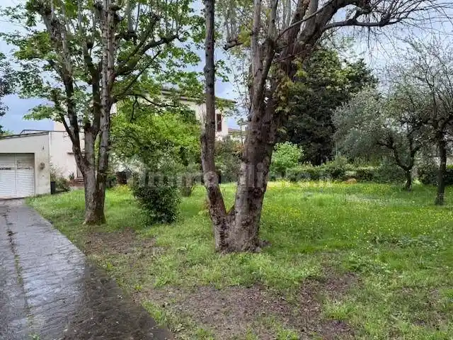 Villa in vendita a Castelfranco di Sotto