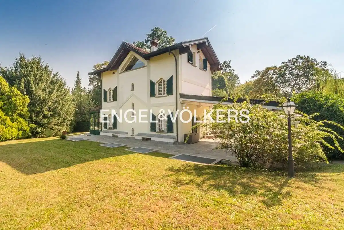 Villa unifamiliare via Luigi Casanova 8, Viale Elvezia - Rondò, Monza - foto 2