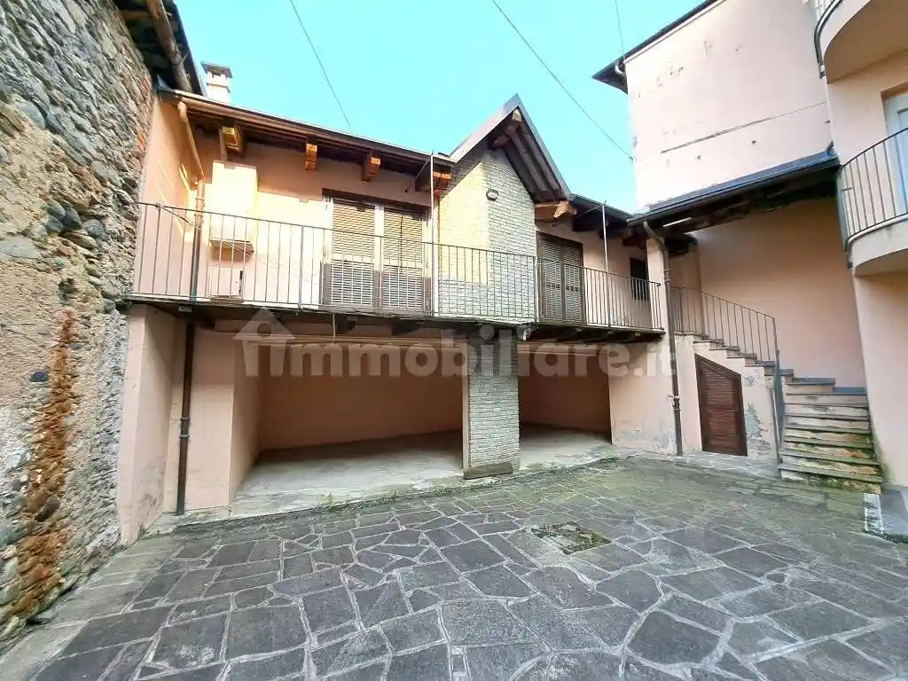 Appartamento in vendita a Paesana