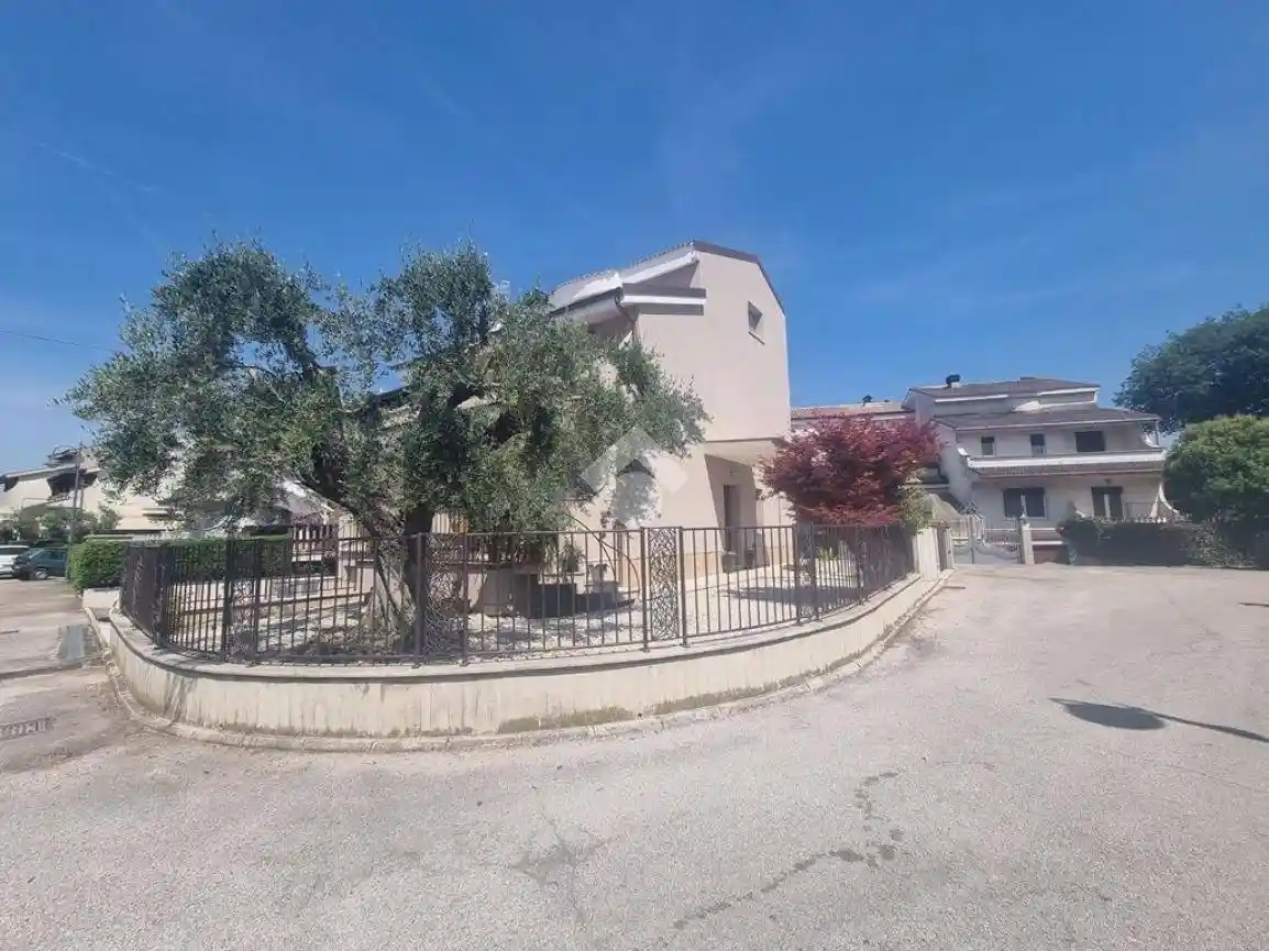 Villa a schiera via Brecciola, Salara Uno, Basciano - foto 3