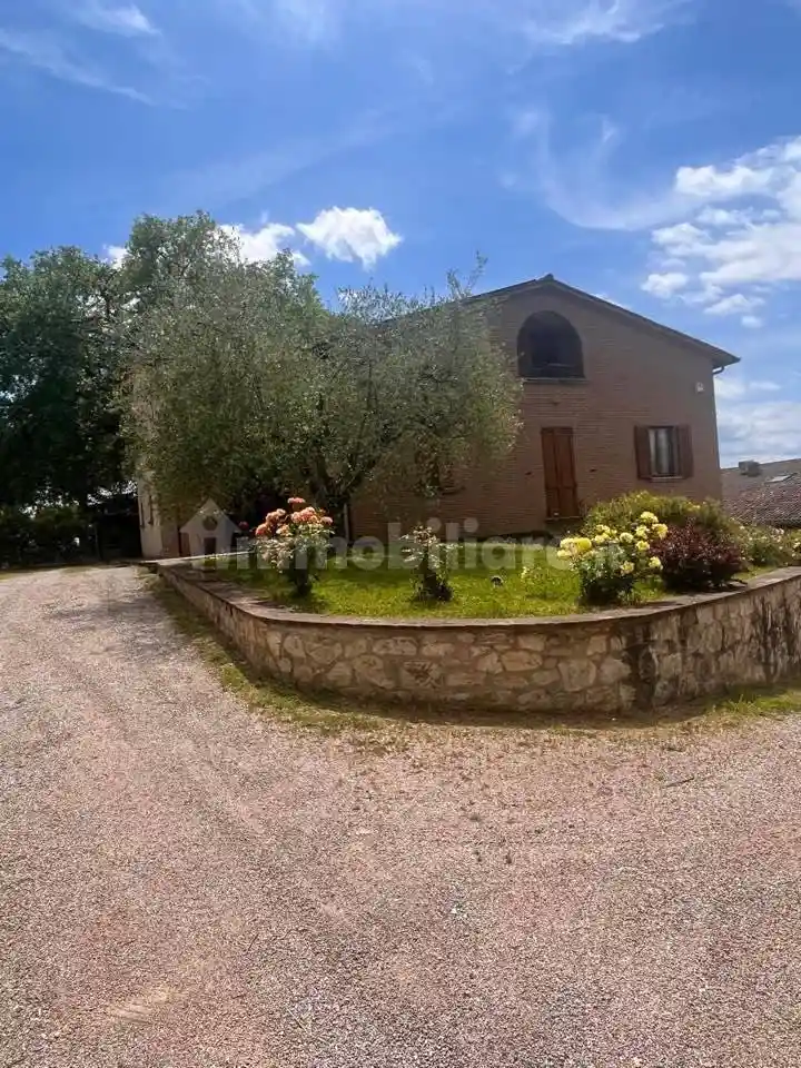 Villa unifamiliare Strada Santa Lucia, Santa Lucia, Perugia - foto 2