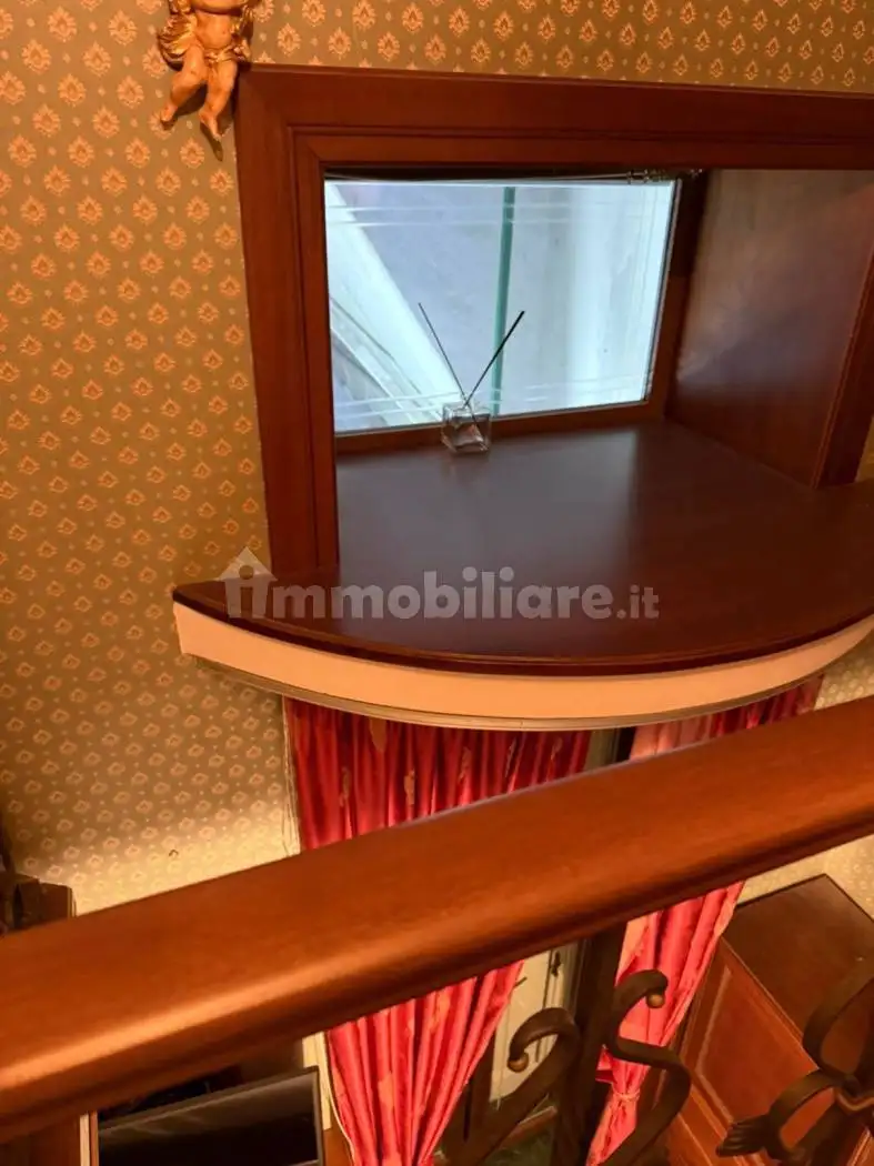 Appartamento in affitto a Napoli