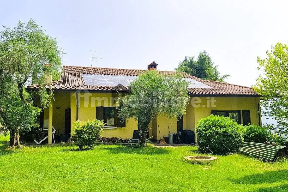 Villa in vendita a Collebeato