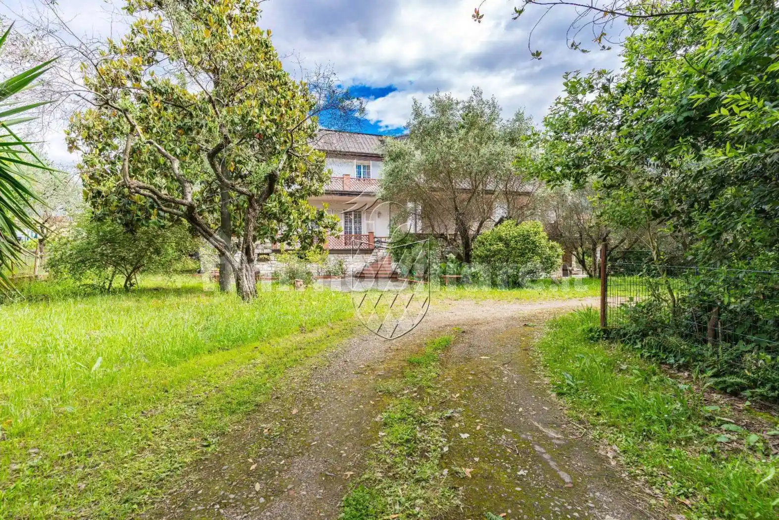 Villa in vendita a Castelnuovo Magra