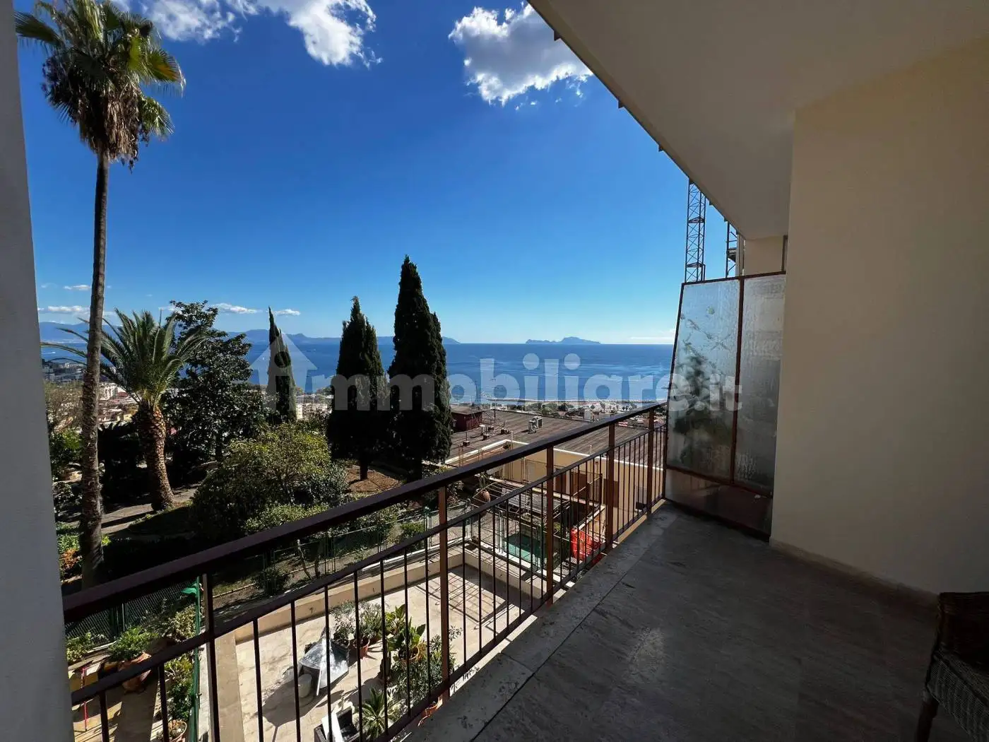 Appartamento in vendita a Napoli