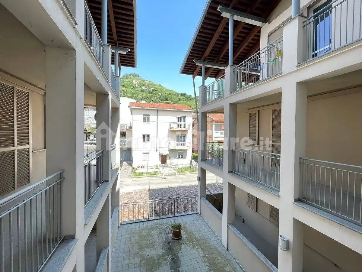 Appartamento in vendita a Santo Stefano Belbo