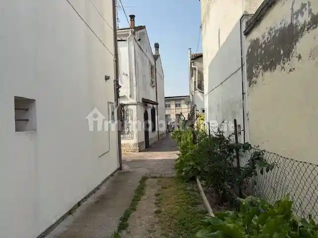 Casa indipendente in vendita a Ferrara