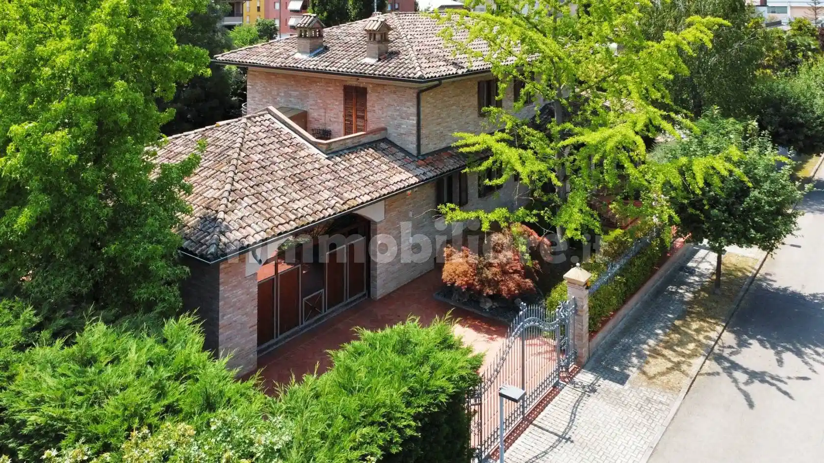 Villa in vendita a Soliera