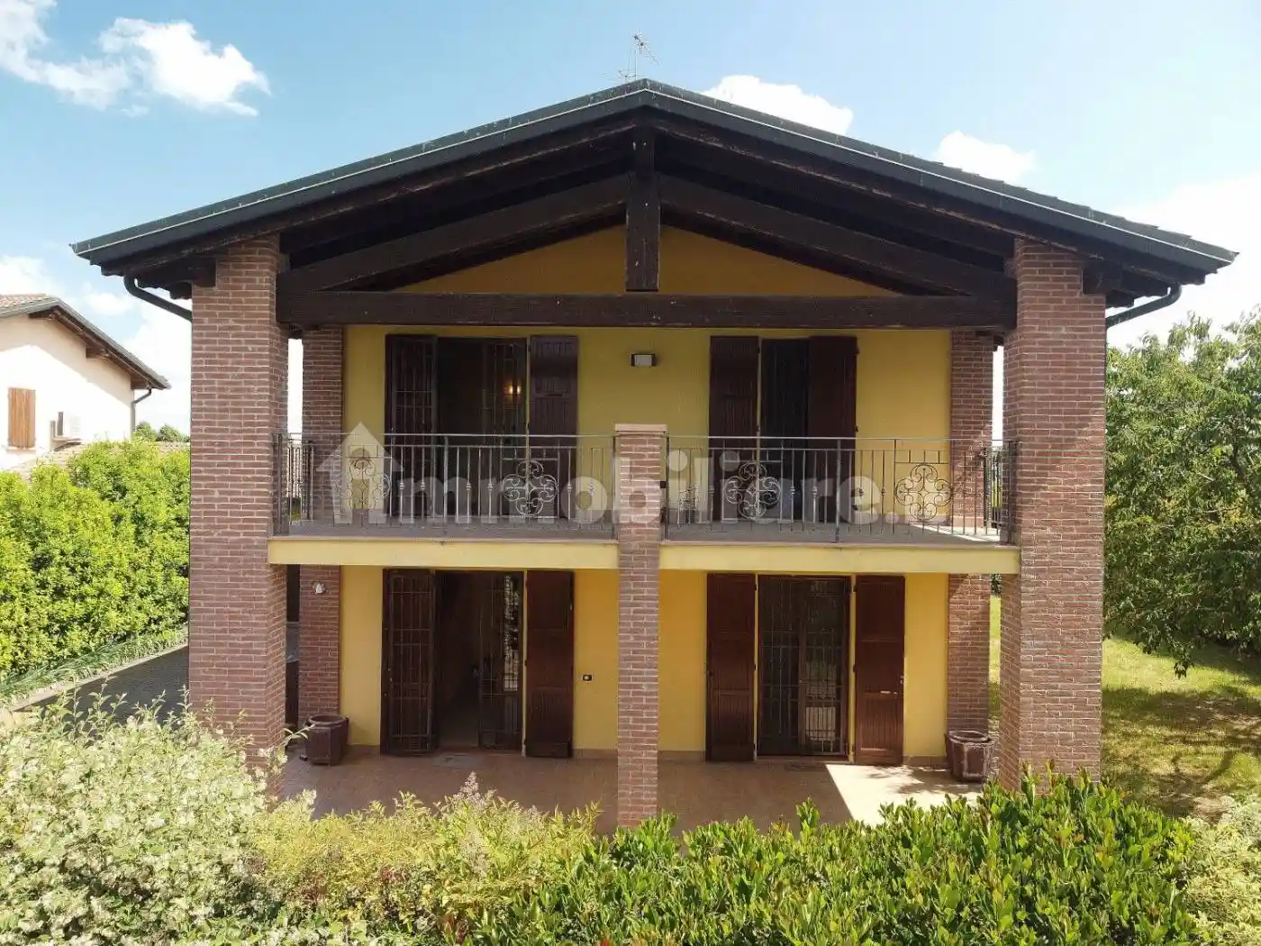 Villa in vendita a Campagnola Emilia