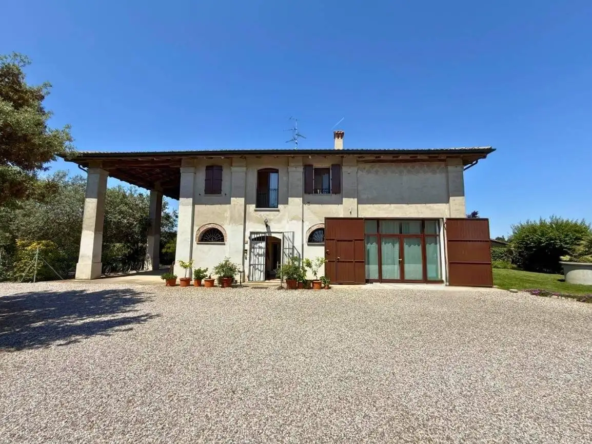 Casa indipendente in vendita a Budrio