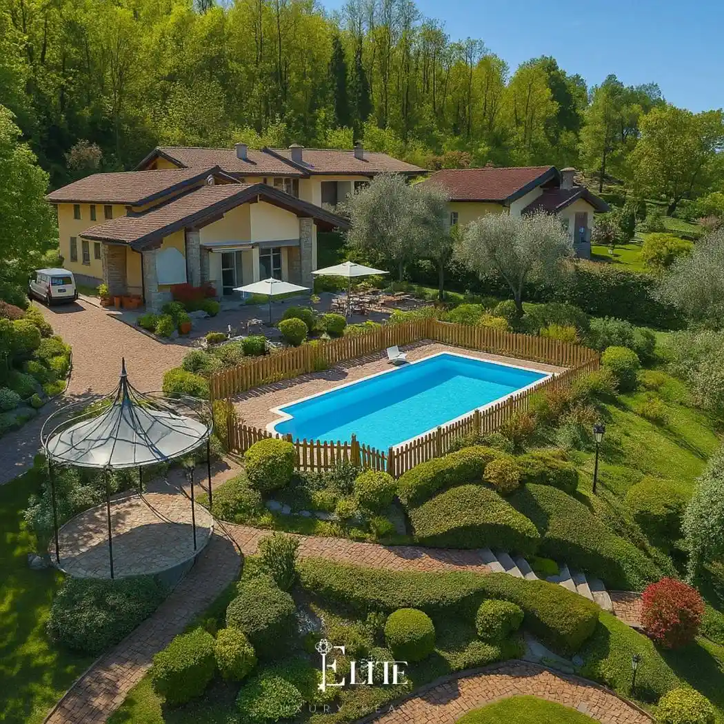Villa in vendita a Besozzo