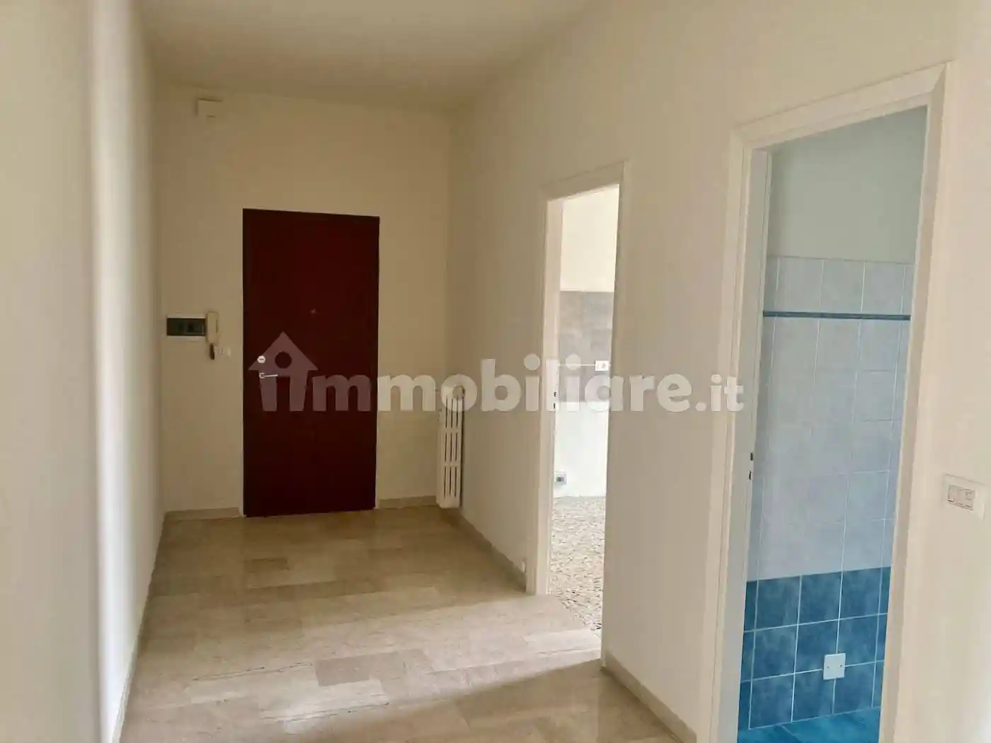 Trilocale via Casimiro Zalli, Semicentro, Chieri - foto 2