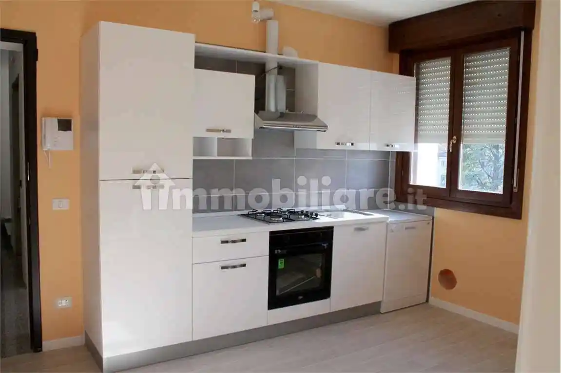 Appartamento in vendita a Montechiarugolo