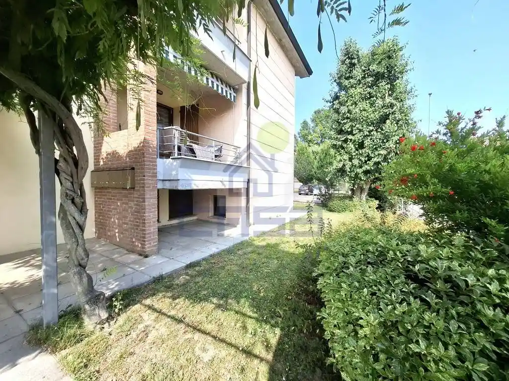 Appartamento in vendita a Castelvetro Piacentino