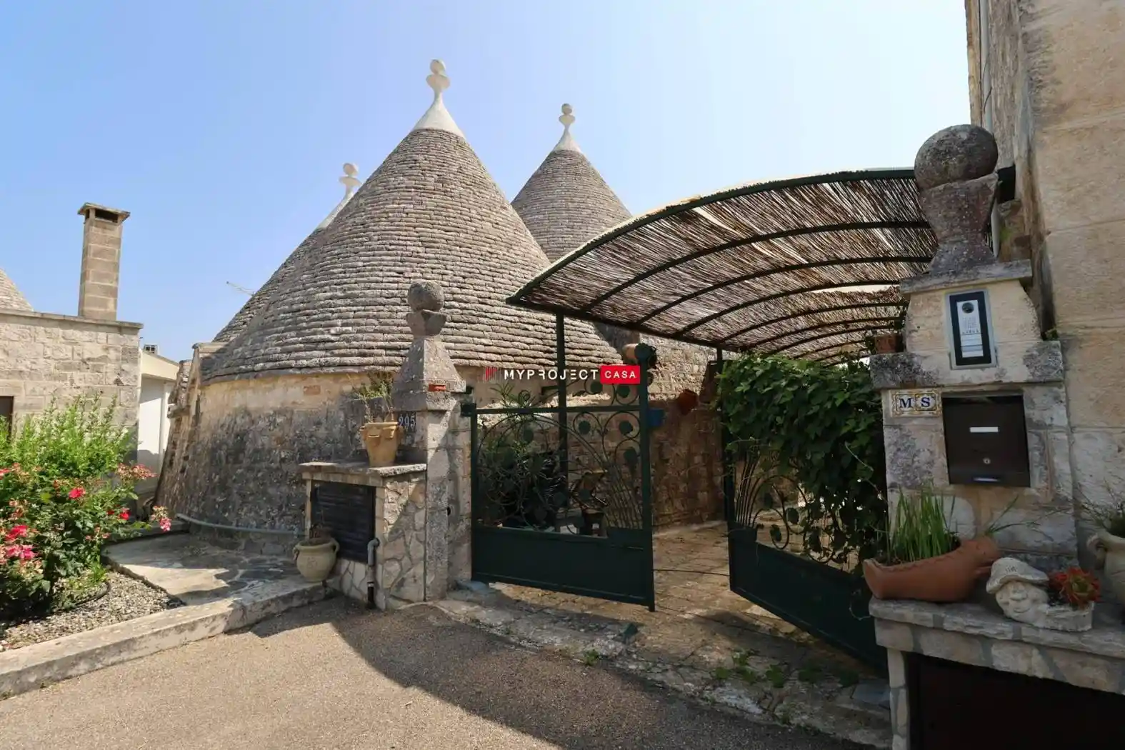 Rustico - Casale in vendita a Locorotondo