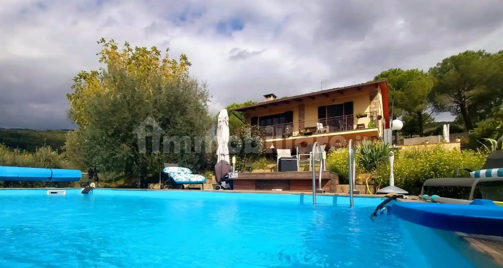 Casa indipendente in vendita a Passignano sul Trasimeno