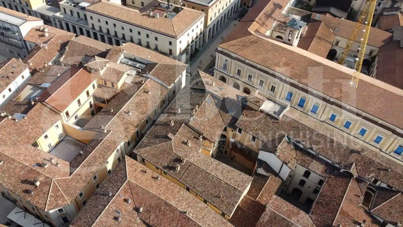 Appartamento corso Vittorio Emanuele, 102, Duomo - Fontana Luminosa, L'Aquila - foto 3