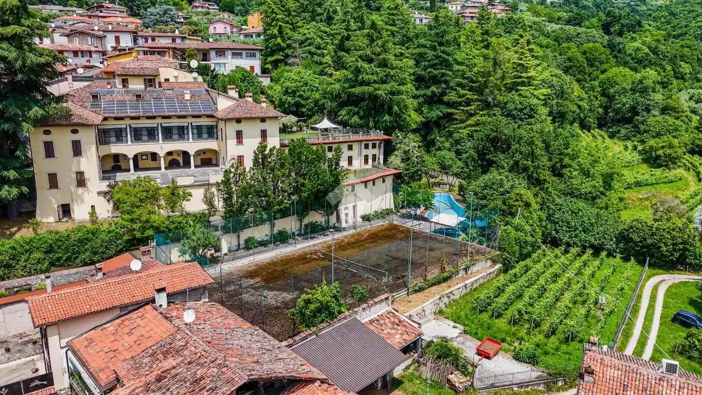 Villa in vendita a Gavardo