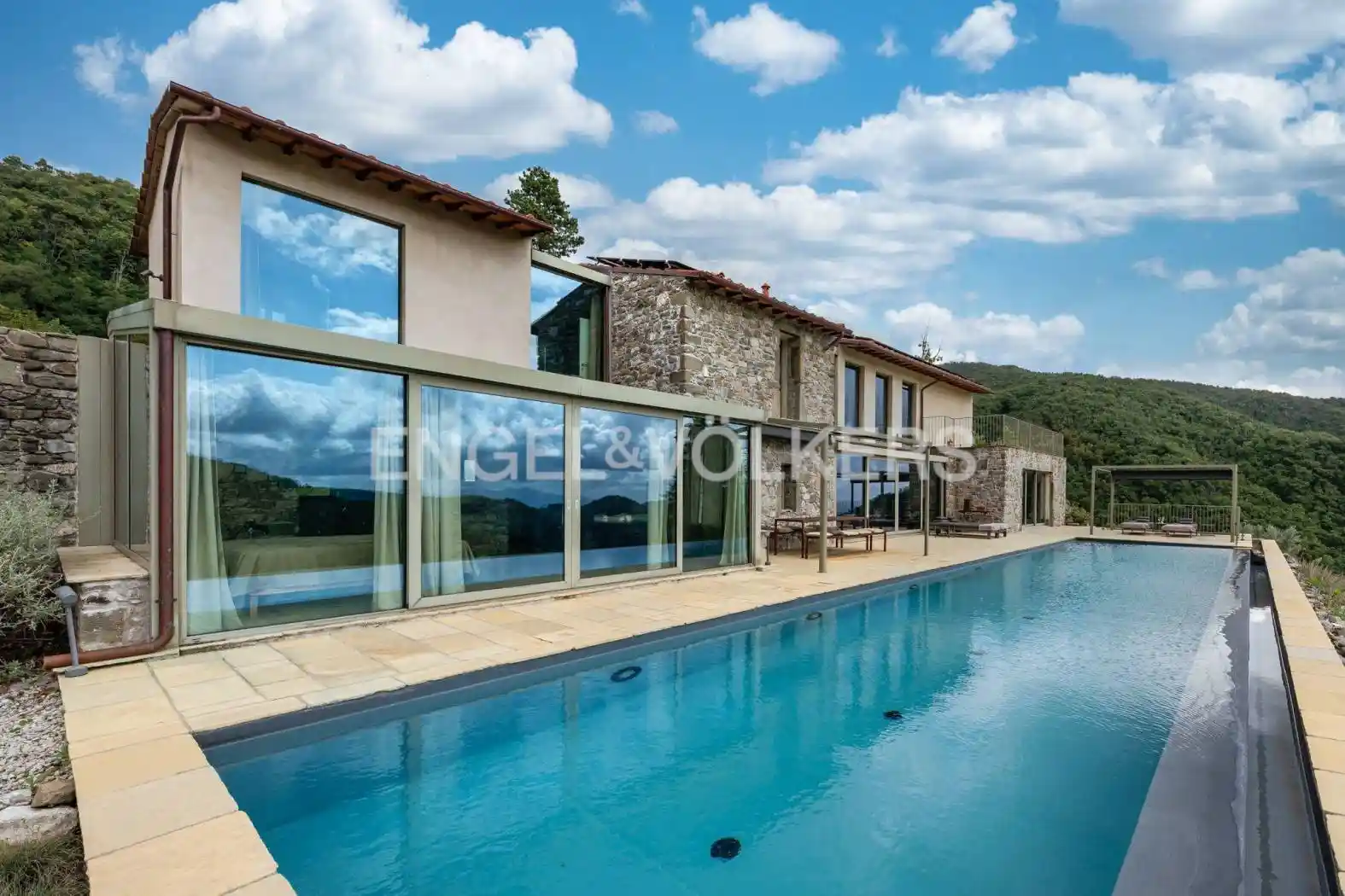 Villa in vendita a Pescaglia