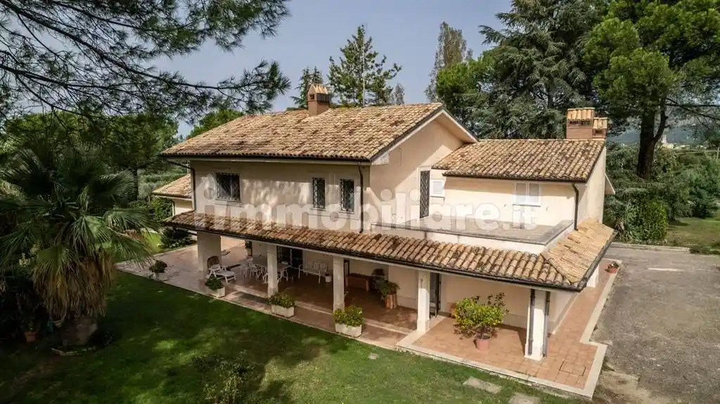 Villa in vendita a Gallicano nel Lazio