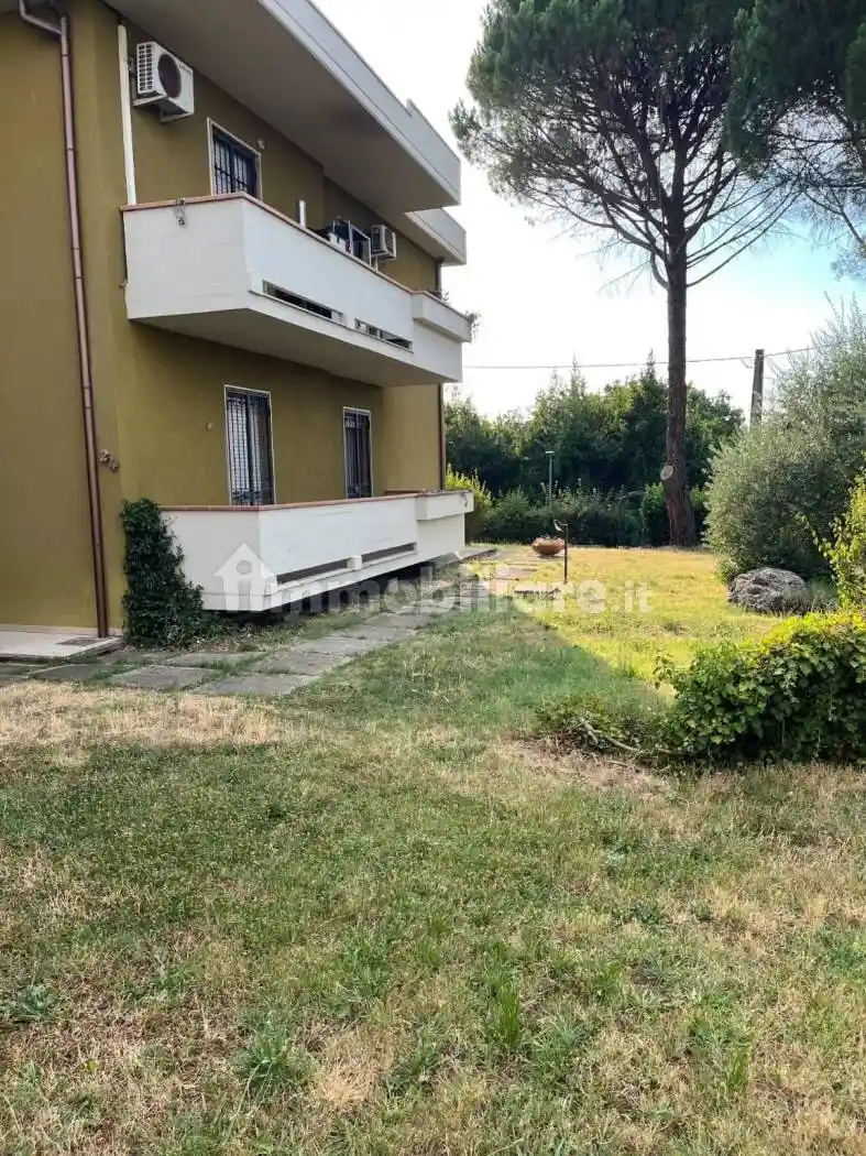 Appartamento in affitto a Lastra a Signa