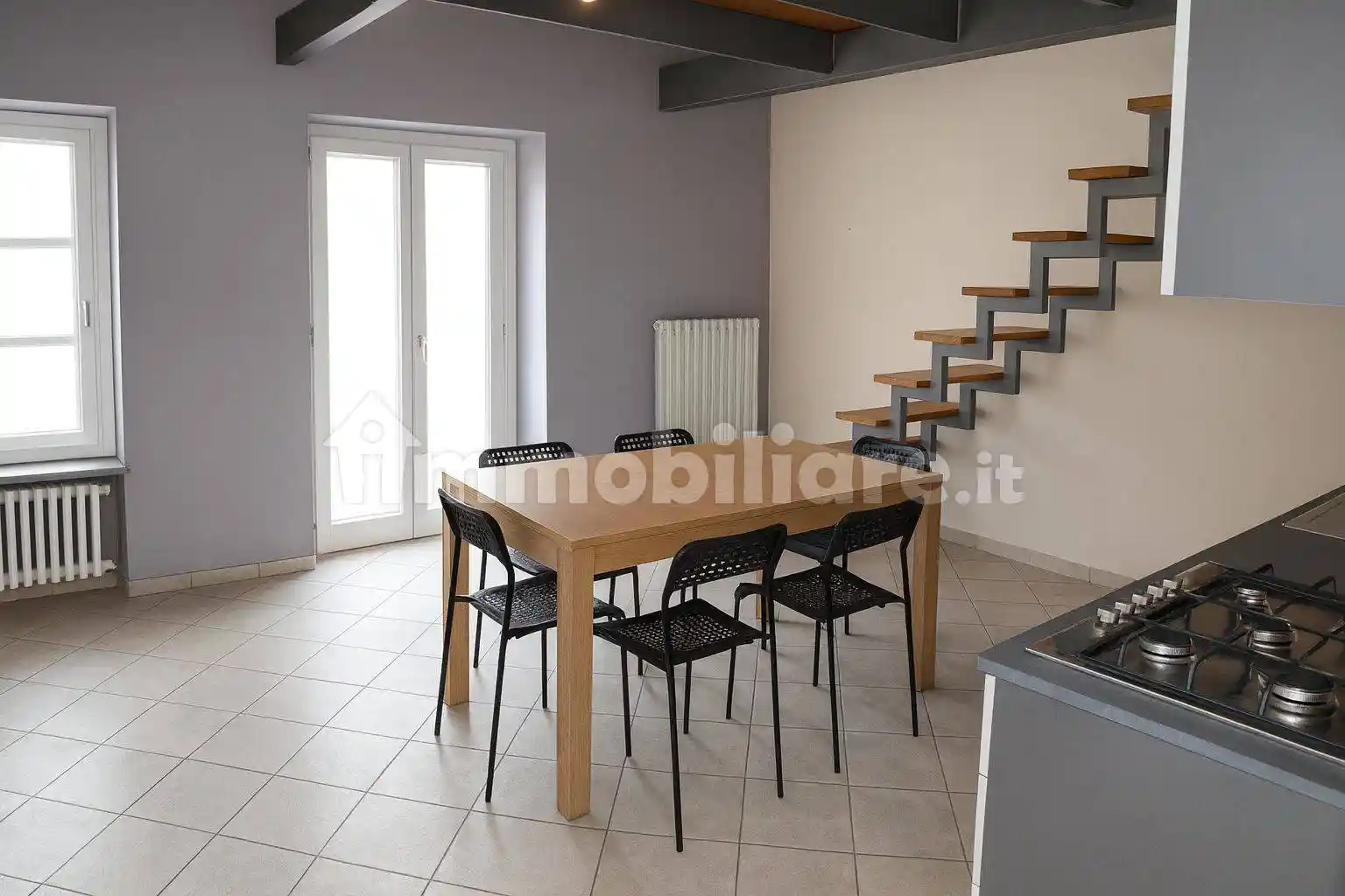 Attico ottimo stato, 71 m², Centro Storico, Cuneo - foto 2