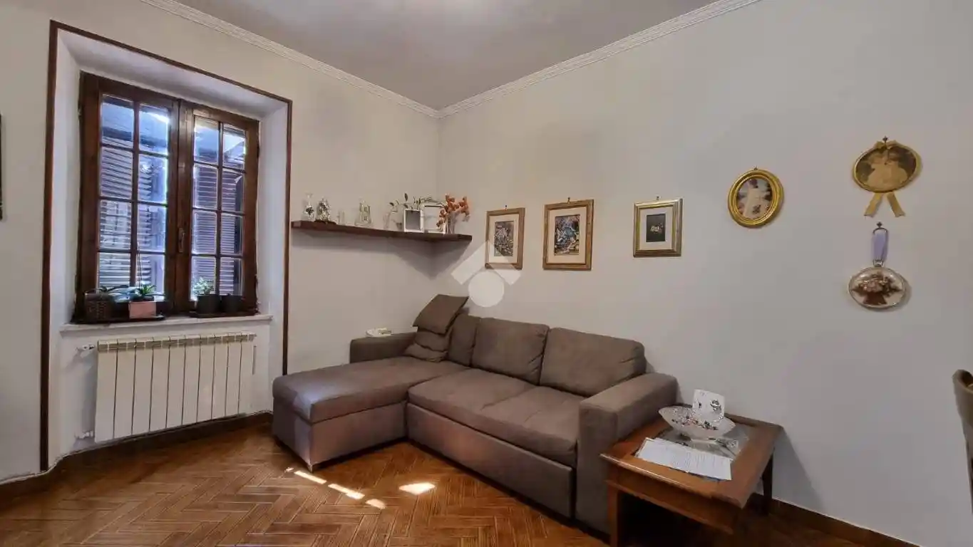 Palazzo - Edificio in vendita a Segni