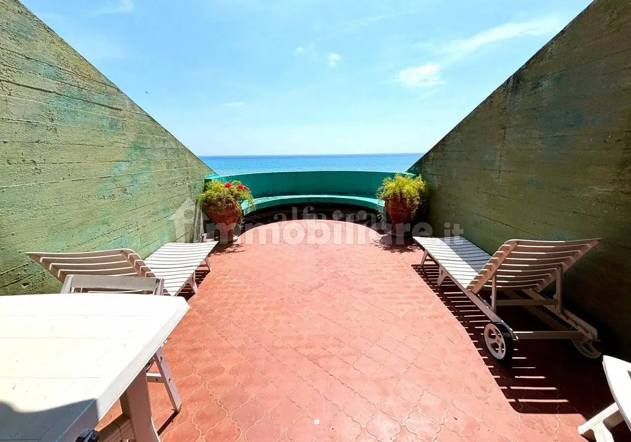 Appartamento in vendita a Castiglione della Pescaia