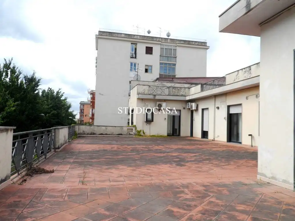 Palazzo - Edificio in vendita a Caserta