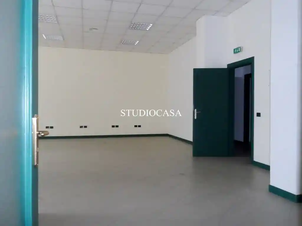 Palazzo - Edificio in Vendita - foto 2