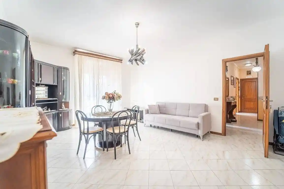 Trilocale via Giuseppe Macchi 1, Tor Vergata, Roma - foto 2