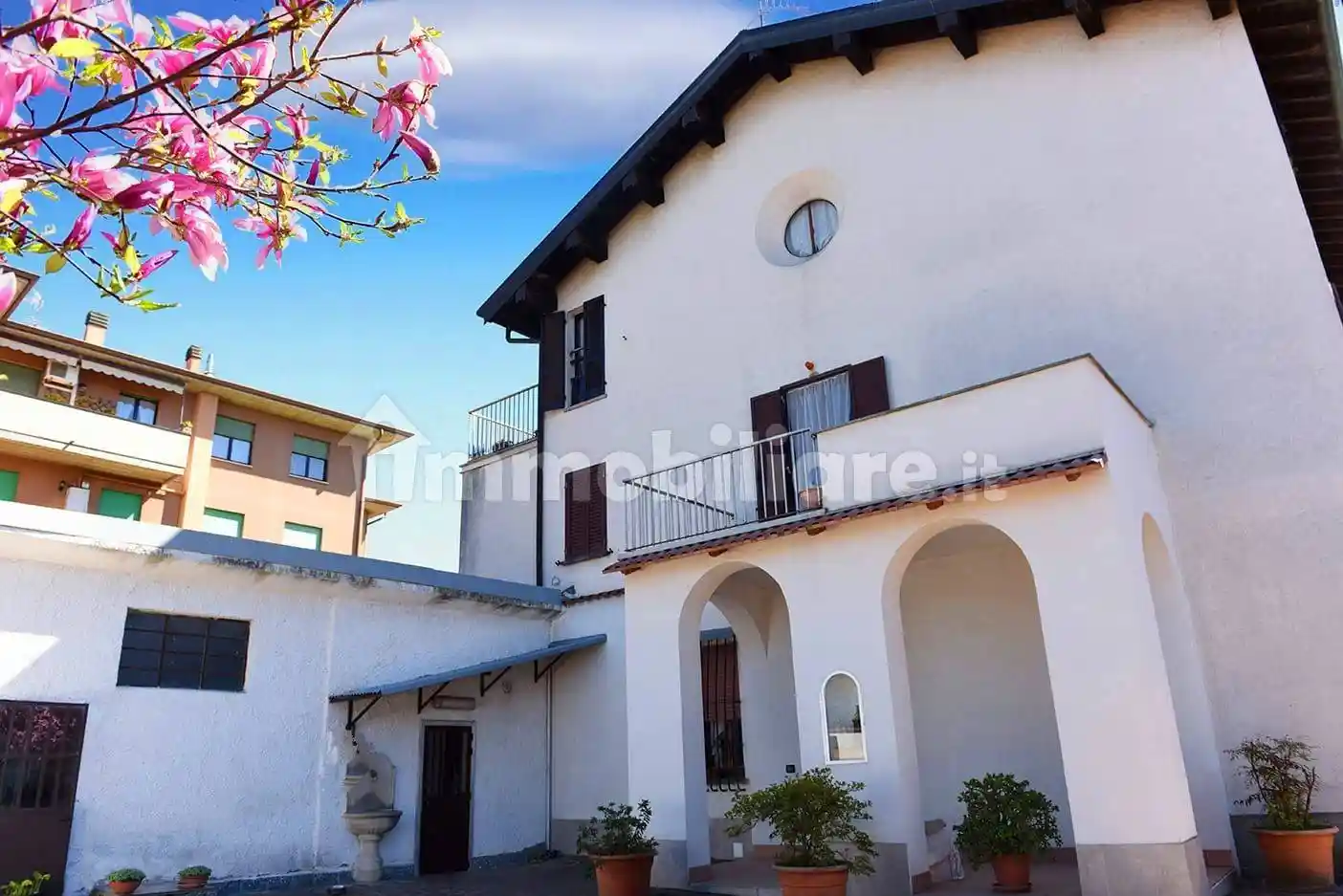 Villa in vendita a Cornate d'Adda