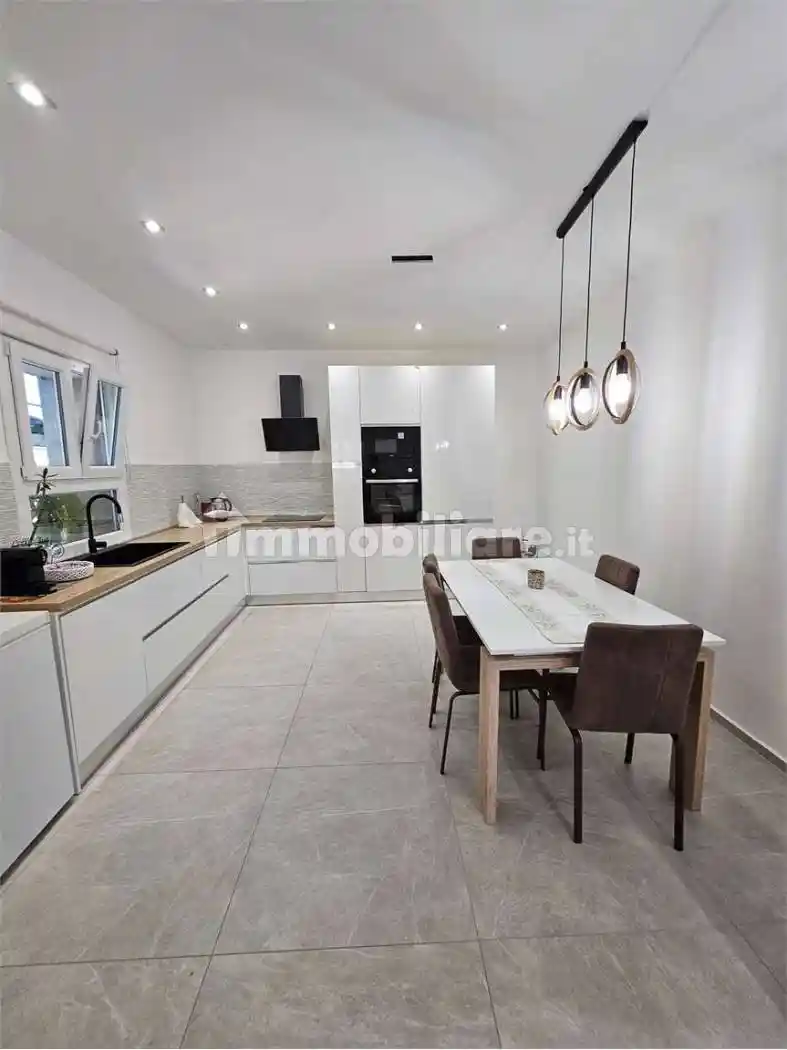 Terratetto unifamiliare 177 m², ottimo stato, Aeroporto, Rimini - foto 4