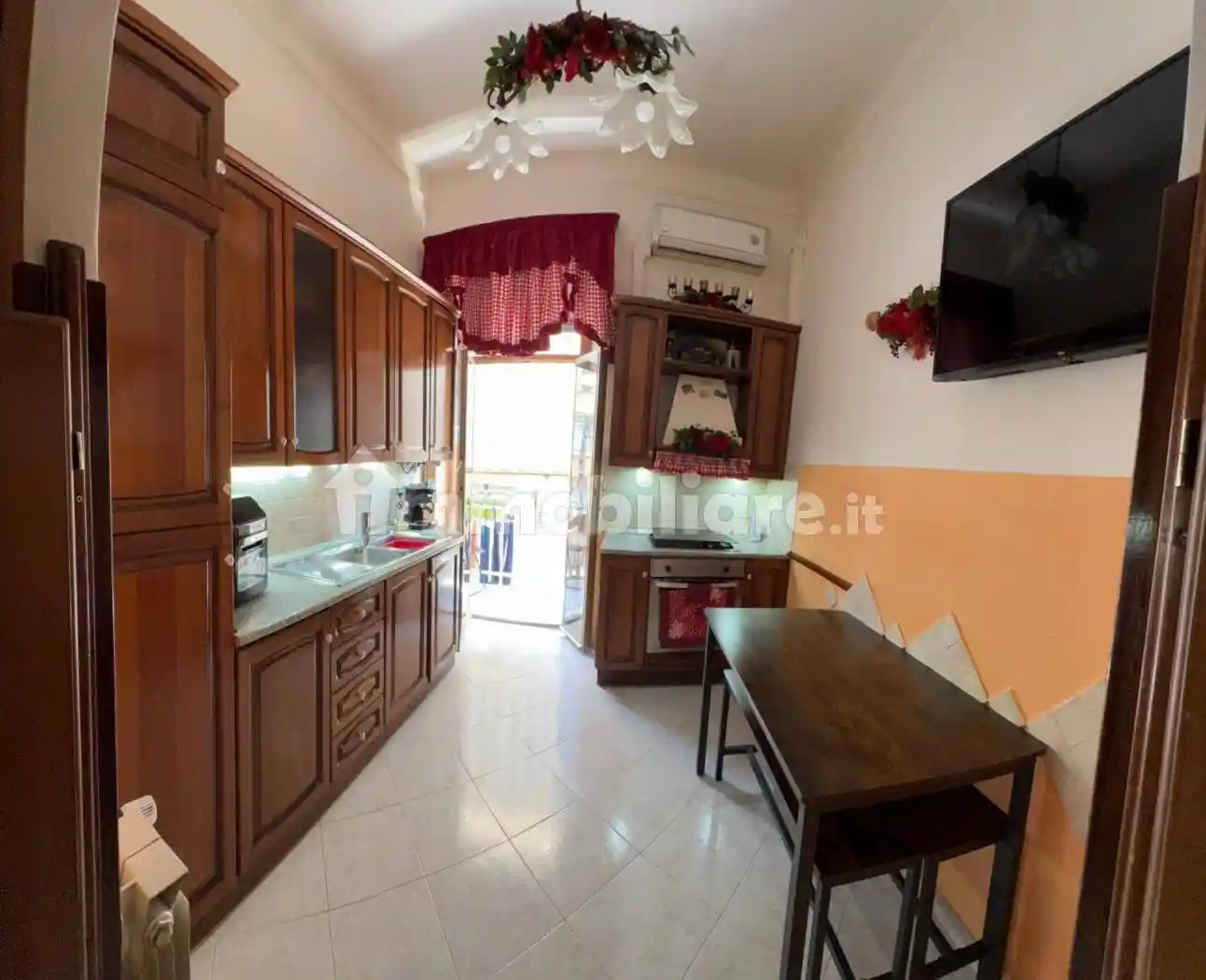 Palazzo - Edificio in vendita a Civitavecchia