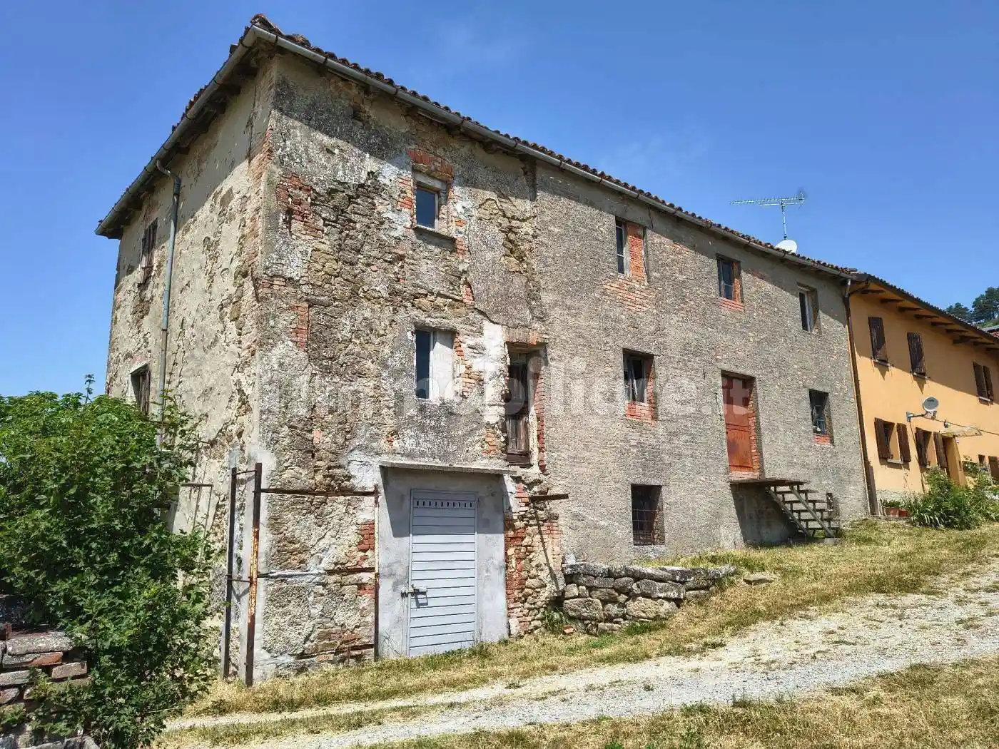 Rustico - Casale in vendita a Pianoro