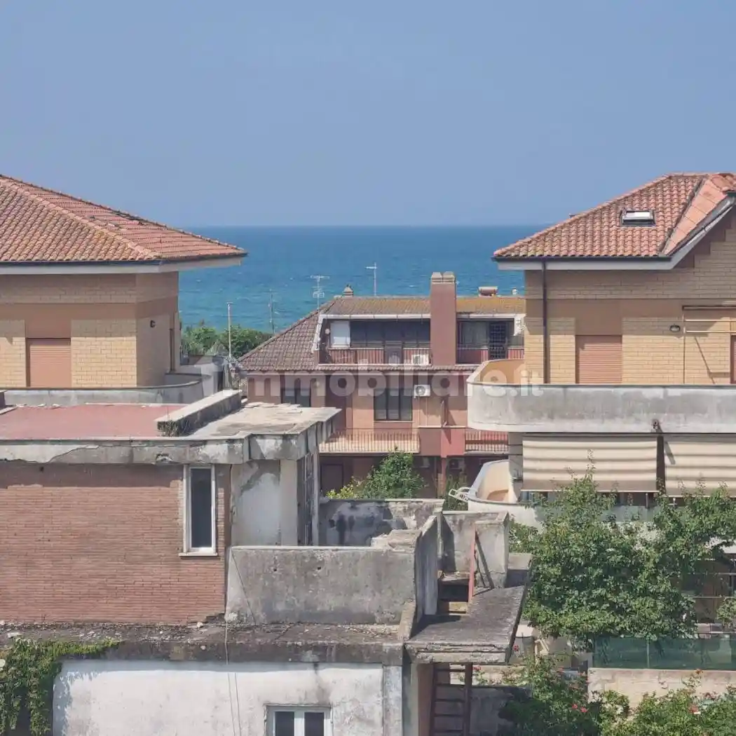 Appartamento in affitto a Ardea